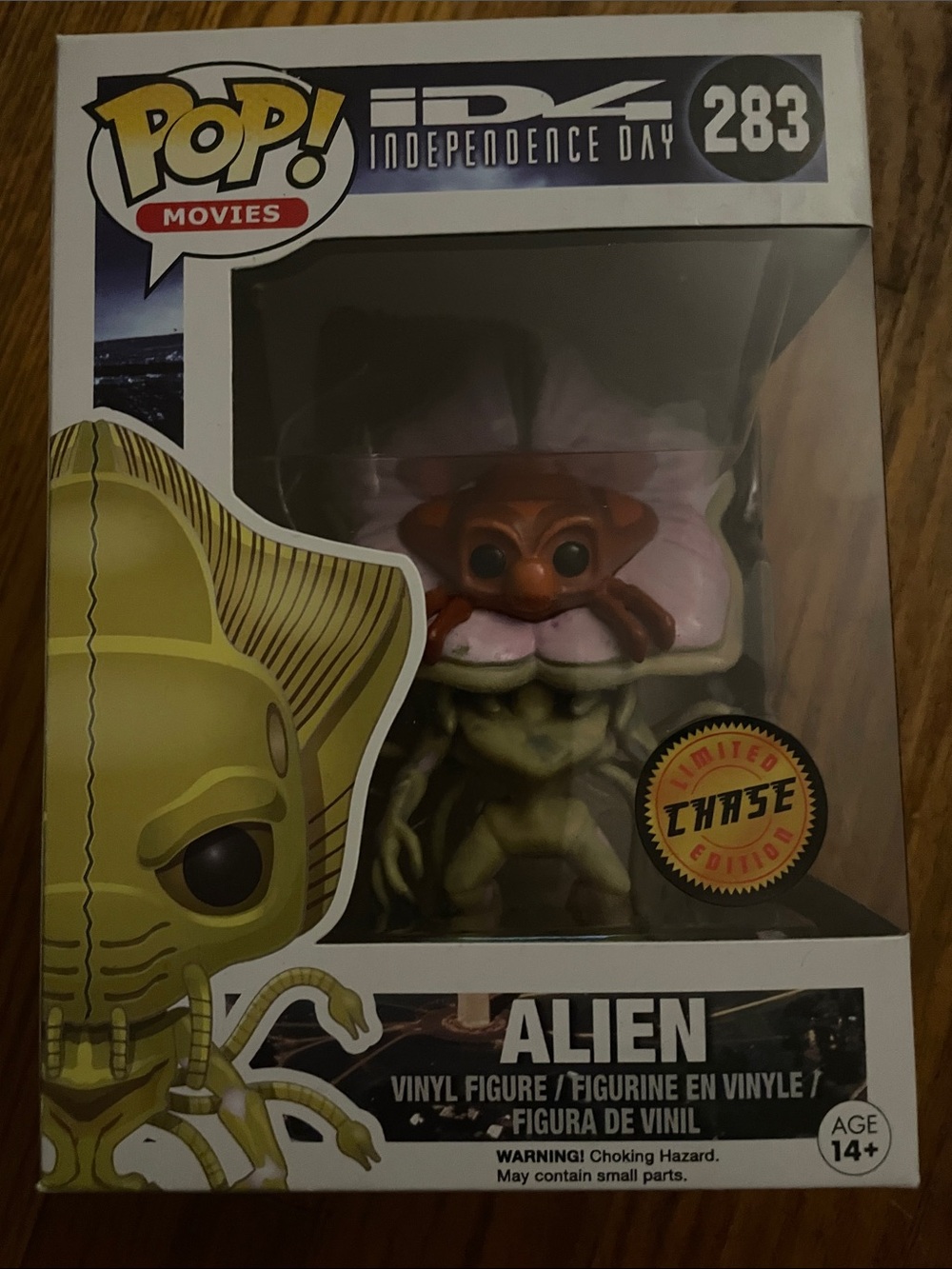 Funko Alien Chase Vinyl Figure - Green & Pink